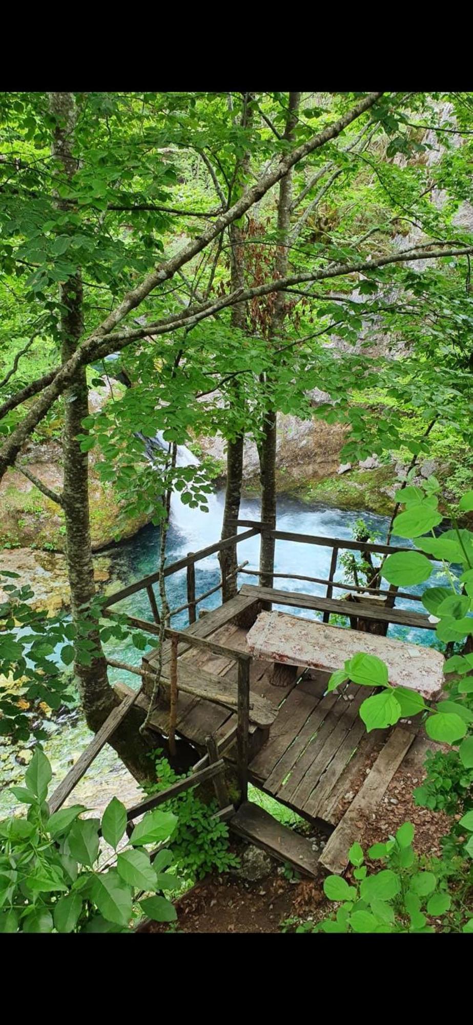 Shkodra Guest House & Trips Exterior photo
